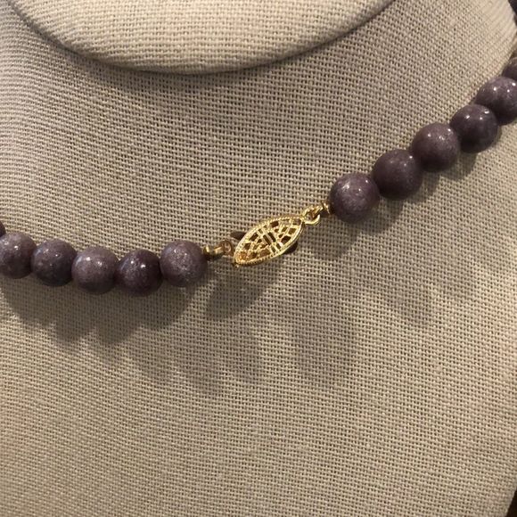 Vintage Amethyst Beads and Gold Floral Cloisonné Enamel Beaded Necklace - Picture 9 of 12